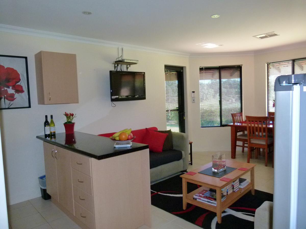 Seatrees Accommodation Yanchep Buitenkant foto